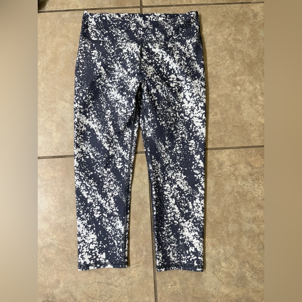 Fabletics charcoal and White Splatter Leggings